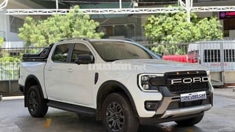 Ford Ranger Wildtrak 2025 Lướt 9.300km. Zin 100%