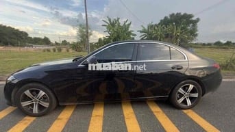 Mercedes-Benz C200 2022 Đen 30000 km