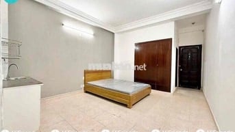 STUDIO CỬA SỔ THOÁNG KHU BÀU CÁT SẴN NỘI THẤT