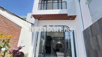 Hạ Giá 200 Triệu Bán Nhà Trệt Lầu Mới Xây Ngay Cuối Đồng Khởi