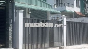 Kho mới 10x29. Mặt tiền đương nhựa, gần đương B.