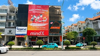 Bán nhà Nguyễn Thị Thập Quận 7 - KDC Him Lam -Hầm 5 Tầng Thang Máy
