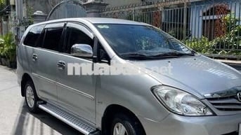 Toyota Innova G 2011 Bạc