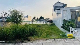 Bán Lô Đất 100m2 Gần Bệnh Viện Đa Khoa Củ Chi Giá 1 Tỷ 6 , SHR