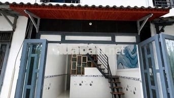 Bán nhà Trương Thị Hoa Quận 12, ngay siêu thị Metro, Giá 1 tỷ 090tr.