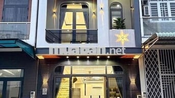 Chính Chủ - bán nhà phố Luxury khu Văn Hoá Tây Đô - Full nội thất