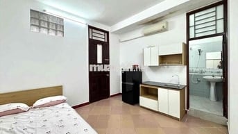 trống sẵn phòng Studio Full nội thất ngay Trung tâm q5 Sát Q1