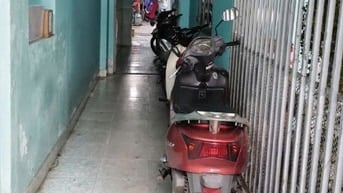 Cần bán nhà gấp, 2% giới thiệu khi khách đồng ý đặt cọc