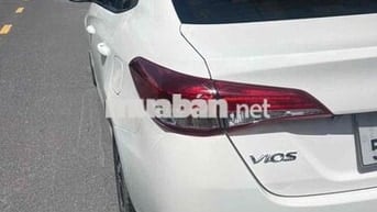 Toyota Vios 2022 CVT Trắng Số tự động