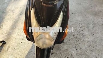 click màu đen chạy êm khỏe