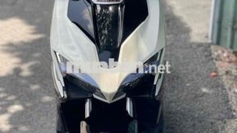 Honda Airblade Robot Trắng, biển số thành phố