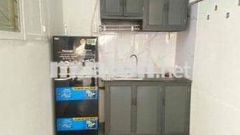 cho thuê căn hộ trệt 1 phòng ngủ tách bếp riêng