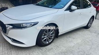 Mazda 3 2022 1.5L Luxury - 160000 km