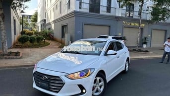 Hyundai Elantra 2018 Số sàn Trắng ngọc
