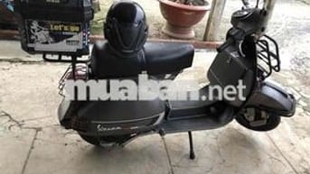 Piaggio Vespa PX 150E Cổ điển Xám