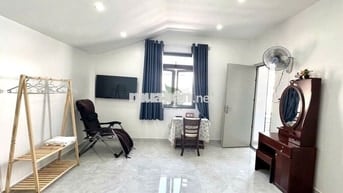 CHO THUÊ CĂN HỘ ÁP MÁI 1 PN FNT BAN CÔNG Đ. NGUYỄN LƯƠNG BẰNG