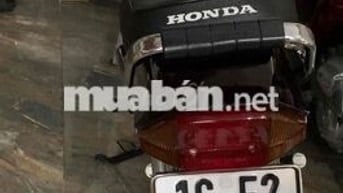 Honda Dream II Trắng, Đỏ đô Xăng