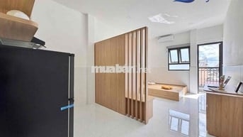 STUDIO BAN CÔNG - FULL NỘI THẤT NGAY CHỢ TÂN HƯƠNG - NHÀ MỚI 100%