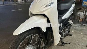 Honda Wave A 2025 Trắng 4000 km
