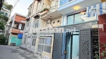 bán nhà HXH phạm Văn Đồng 1 trệt 2 lầu ngay gigamail