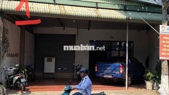 Mặt bằng kinh doanh và kho, xưởng