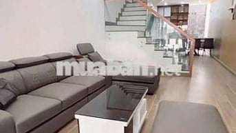 Nhà đẹp gần cầu sắt sập, dt 4*22, trệt, 2 lầu, 4pn, nội thất cơ bản