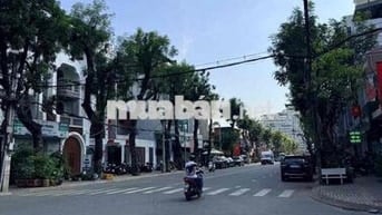 Cần cho thuê nhà 2 lầu mặt tiền đường 65 phường Tân phong Q7