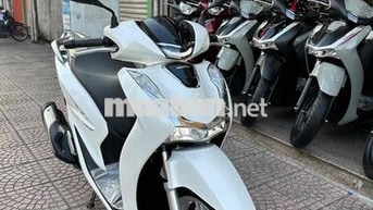 Honda SH 160i CBS 2025 Trắng 2.163 km Bao Sang Tên