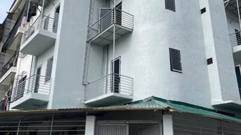 Phòng rộng vừa hoàn thiện nội thất, đồ đạc mới 100% chào đón các bạn t