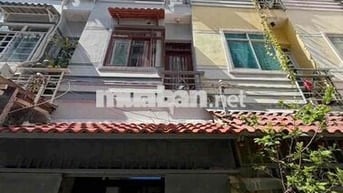 Cho thuê nhà 4PN 2 lầu sân thượng hẻm 1886 Huỳnh Tấn Phát