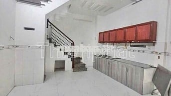 Nguyên căn góc 2mt hẻm nguyễn văn quỳ kd được