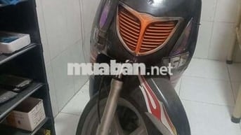 Honda SH 150cc Đen xe đen đang chay