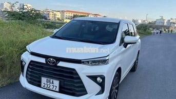 Toyota Avanza Premio Trắng Số sàn 7 chỗ