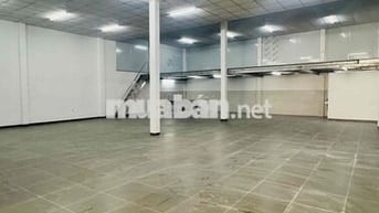 KHO NỀN GẠCH MEN 270M2 NGAY NGÃ 4 GA CÓ GÁC RỘNG