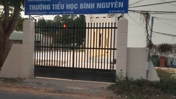 Cần bán gấp nhà mặt tiền đường kính doanh được đa ngành nghề, giá rẻ!