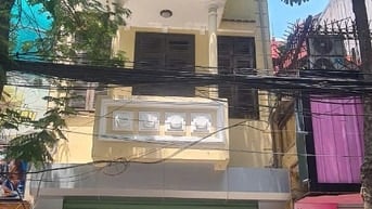 Chính chủ cho thuê dài hạn nguyên nhà mặt phố Nguyễn Ngọc Nại. 