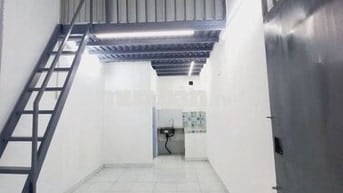 Phòng trọ có sẵn máy lạnh, chỉ 2.3tr tại 1902/5/13 Lê Văn Lương