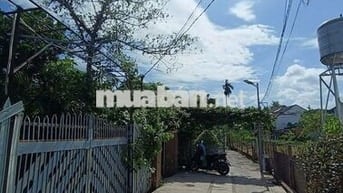 Nhà Chánh Nghĩa - Đường Bùi Quốc Khánh