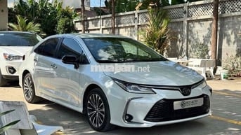 Toyota Altis 1.8V 2025 Trắng 14.000 km