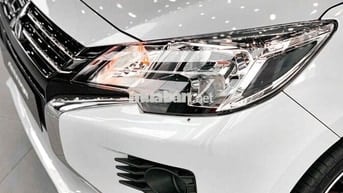 Mitsubishi Attrage 2024 Trắng 5 chỗ
