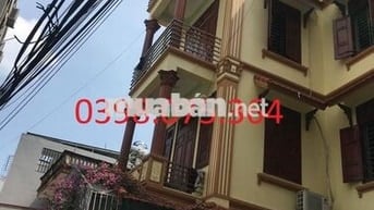 tôi còn 1 phòng còn trống rộng 15m2, có điều hòa, nóng lạnh đầy dủ