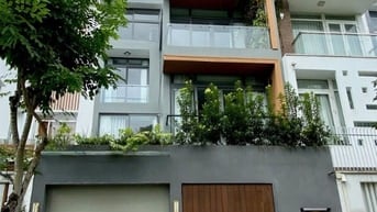 Bán nhà đường số 25 P Tân Phong Quận 7. DT 7x20m View công viên , PMH