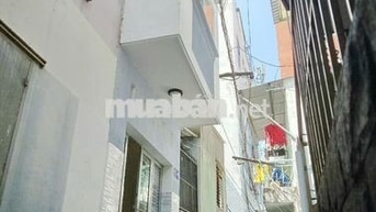 Cho thuê nhà 2 lầu 3PN, 2WC, 2 máy lạnh, giá 8,5tr/ tháng