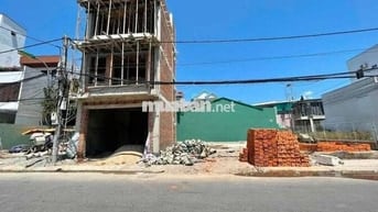 Bán miếng đất ông bà để lại gần chợ Đệm Bình Chánh