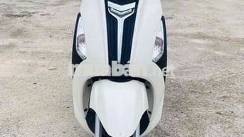 thanh lý xe grander zin êm