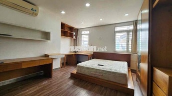 Studio 30m2 Thang Máy full nội thất ngay Nguyễn Trọng Tuyễn, Phú Nhuận