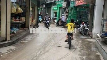 CẦN CHO THUÊ NHÀ 5 TẦNG NGUYÊN CĂN VỪA Ở VÀ KINH DOANH MỌI MẶT HÀNG