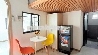 Căn hộ có gác 35m2 ở 4 người - 4 xe, Phan Văn Trị gần Văn Lang Cs3, Q1