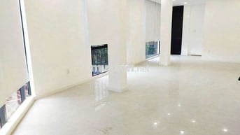MB GÓC 2MT NGAY CHỢ BẾN THÀNH. GIÁ CHỈ 25TR
