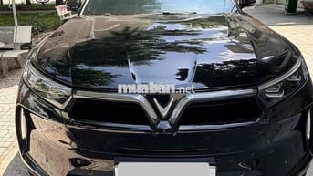 VinFast VF9 2025 Đen 7 chỗ 5100km
